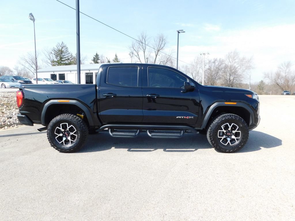 Used 2023 GMC Canyon AT4X image 2