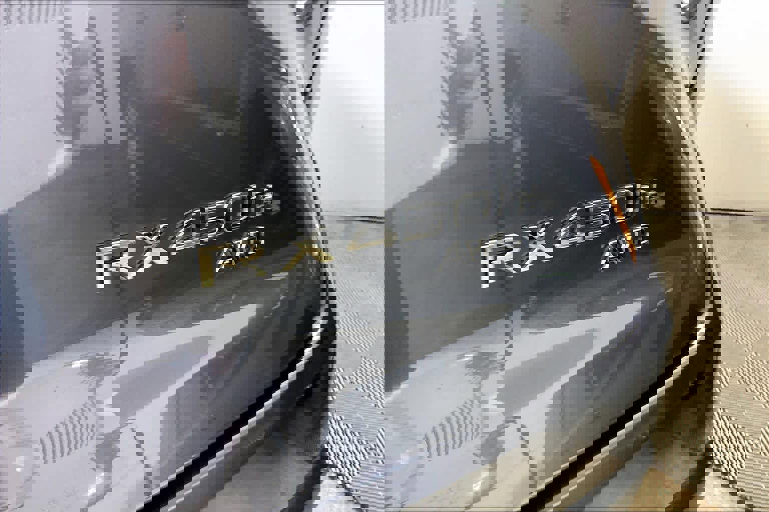 Certified 2025 Lexus RX 450h Luxury w/ Convenience Package image 10