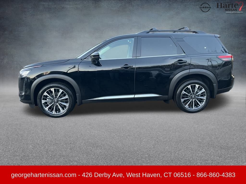 New 2026 Nissan Pathfinder Platinum image 3