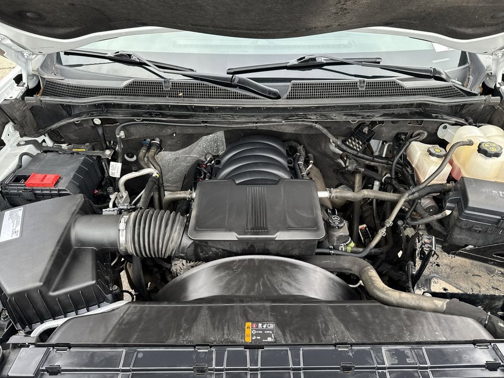 Certified 2022 Chevrolet Silverado 2500 LT w/ Convenience Package image 17