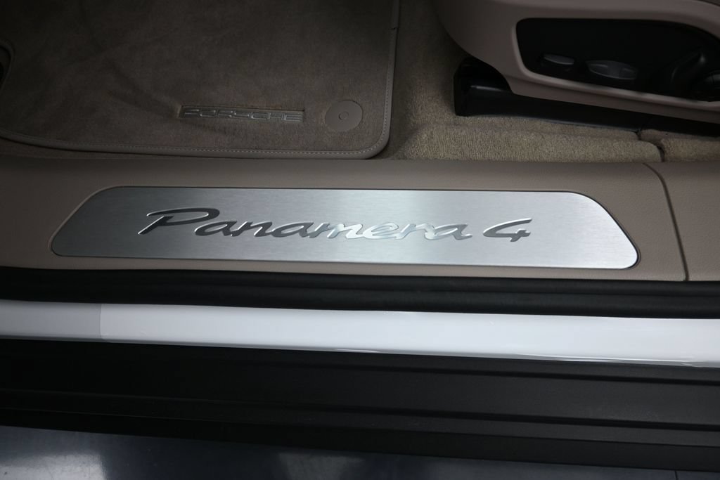 New 2026 Porsche Panamera 4 AWD/4WD image 12