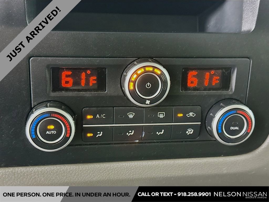 Used 2018 Nissan NV 3500 SL RWD image 16