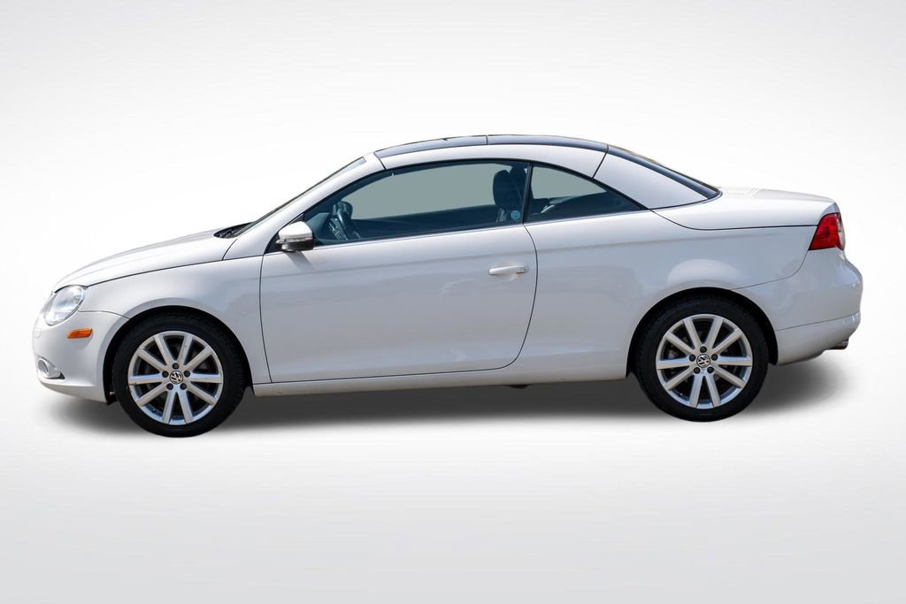 Used 2010 Volkswagen Eos Komfort FWD image 26