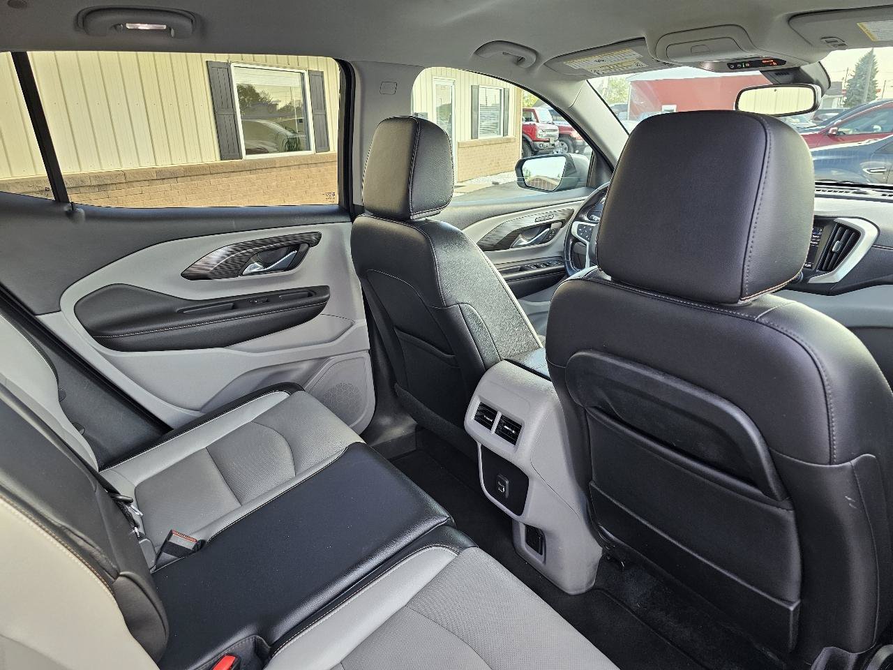 Used 2021 GMC Terrain SLT AWD/4WD image 24