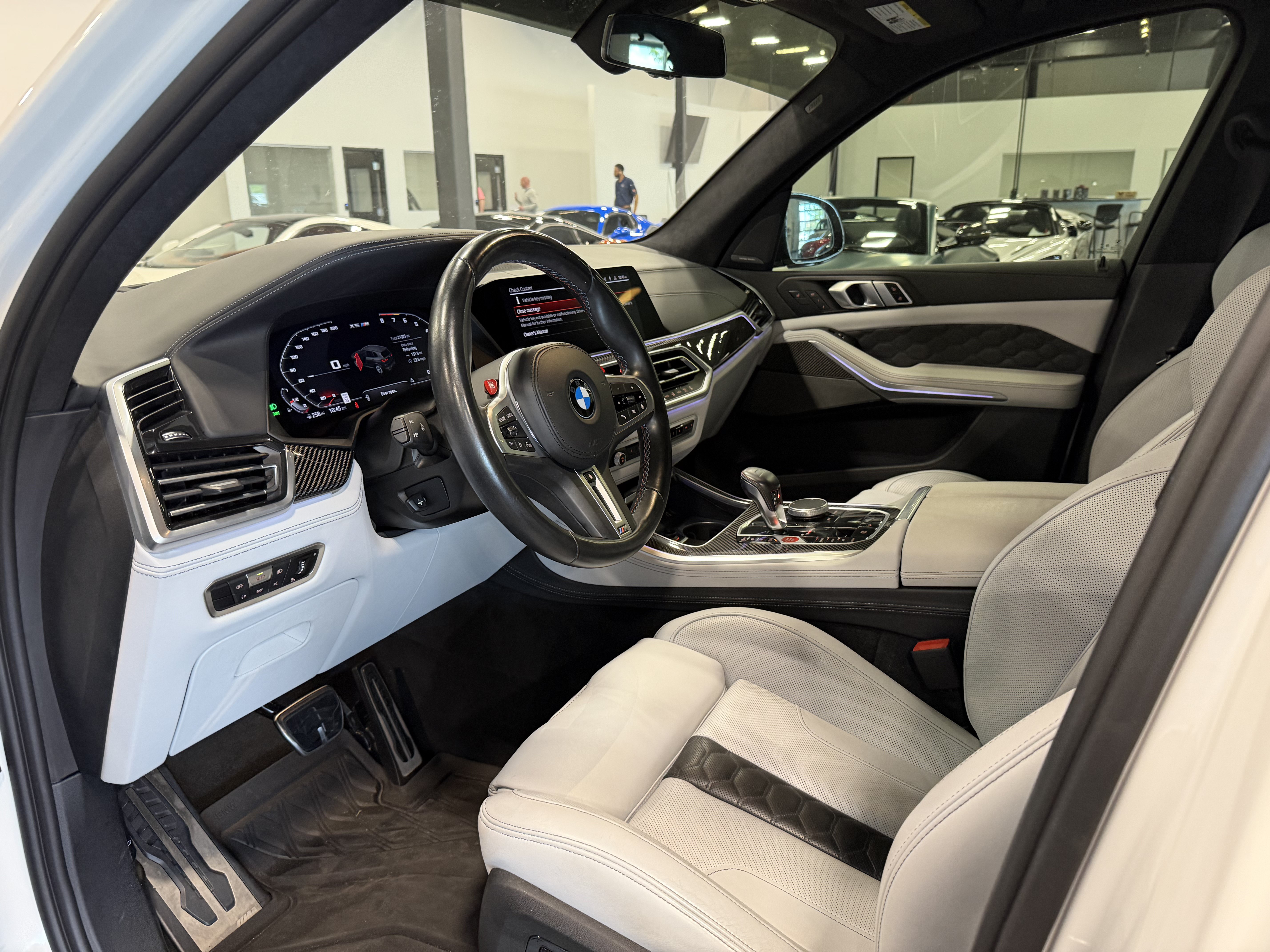 Used 2023 BMW X5 M w/ Executive Package AWD/4WD image 6