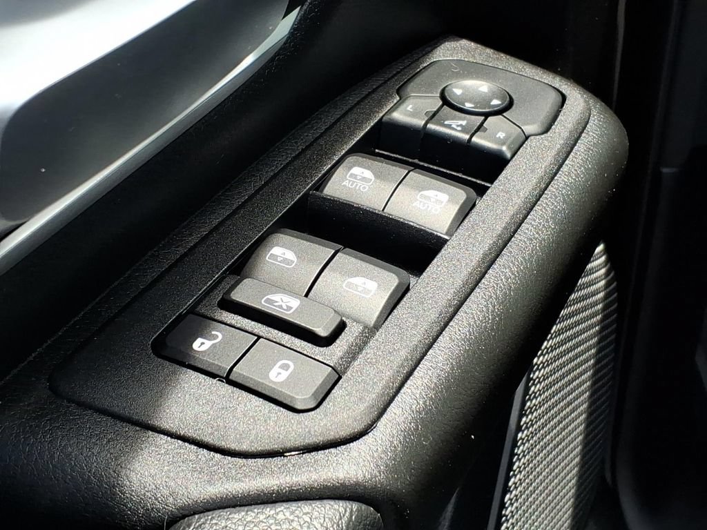 Used 2025 RAM 1500 Big Horn AWD/4WD image 11