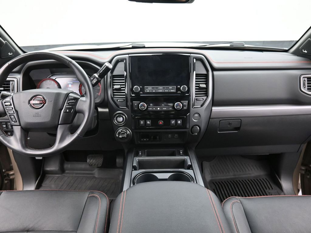 Used 2023 Nissan Titan PRO-4X w/ Pro-4x Convenience Package image 14