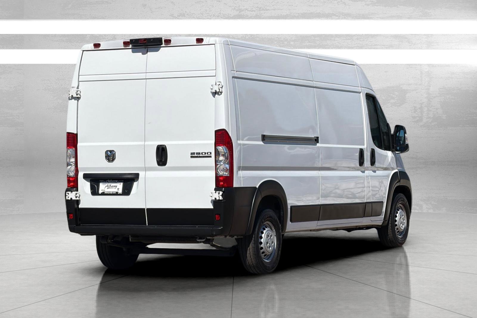 Used 2025 RAM ProMaster 2500 w/ Convenience Group FWD image 5