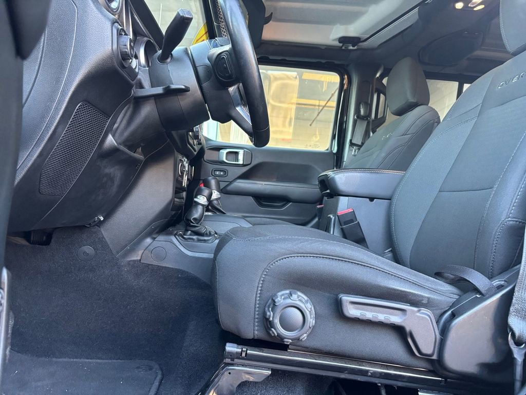 Used 2021 Jeep Gladiator Overland image 19