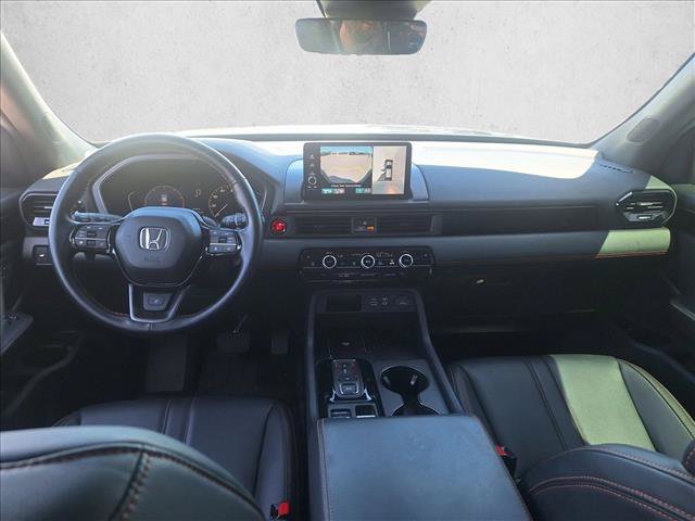 Used 2023 Honda Pilot TrailSport image 15
