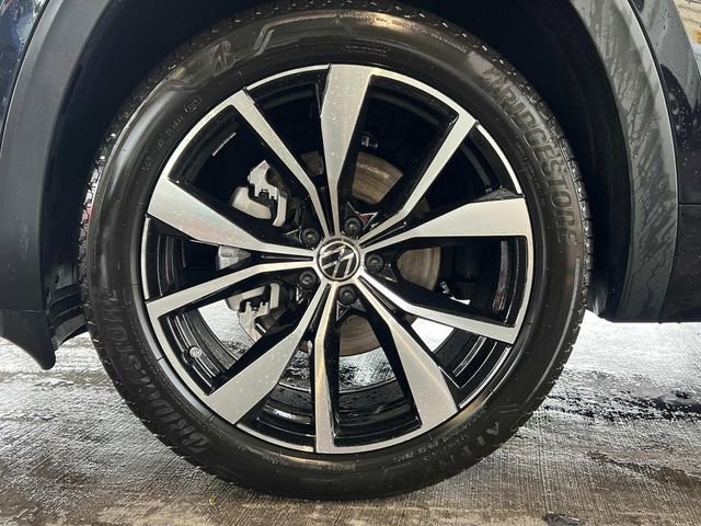 New 2026 Volkswagen Atlas SEL Premium R-Line image 10