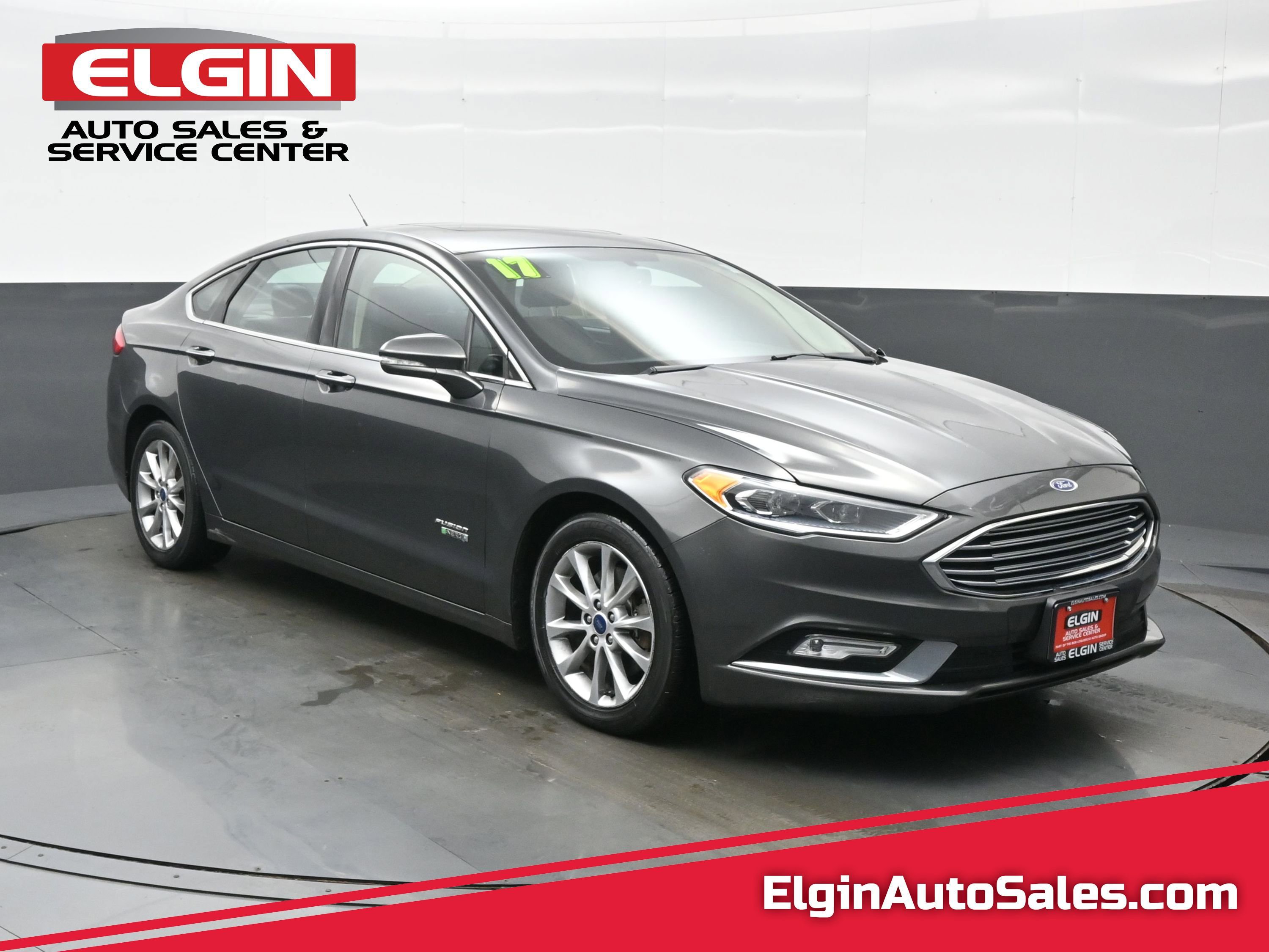 Used 2017 Ford Fusion Energi SE image 1