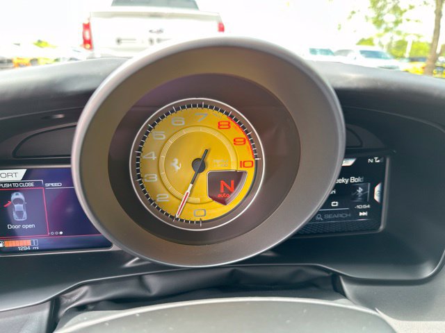Used 2021 Ferrari F8 Tributo RWD image 33