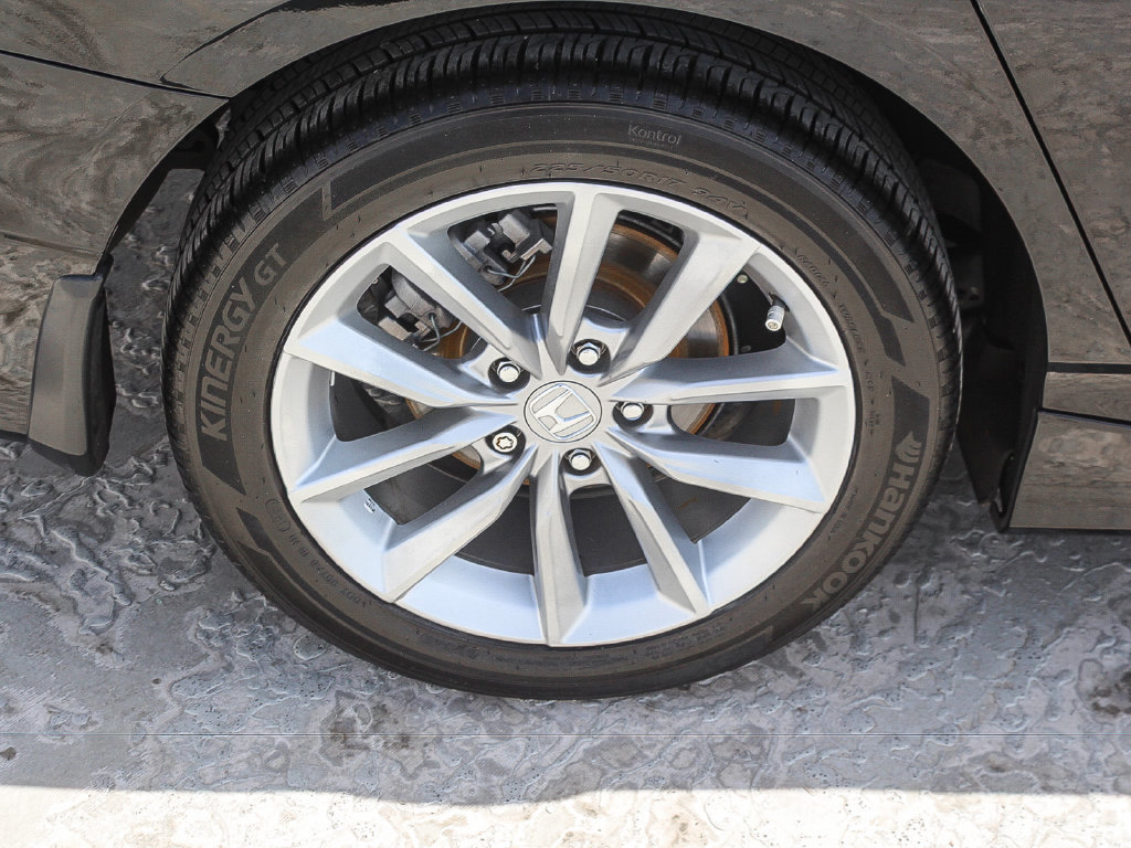 Certified 2022 Honda Accord LX image 9