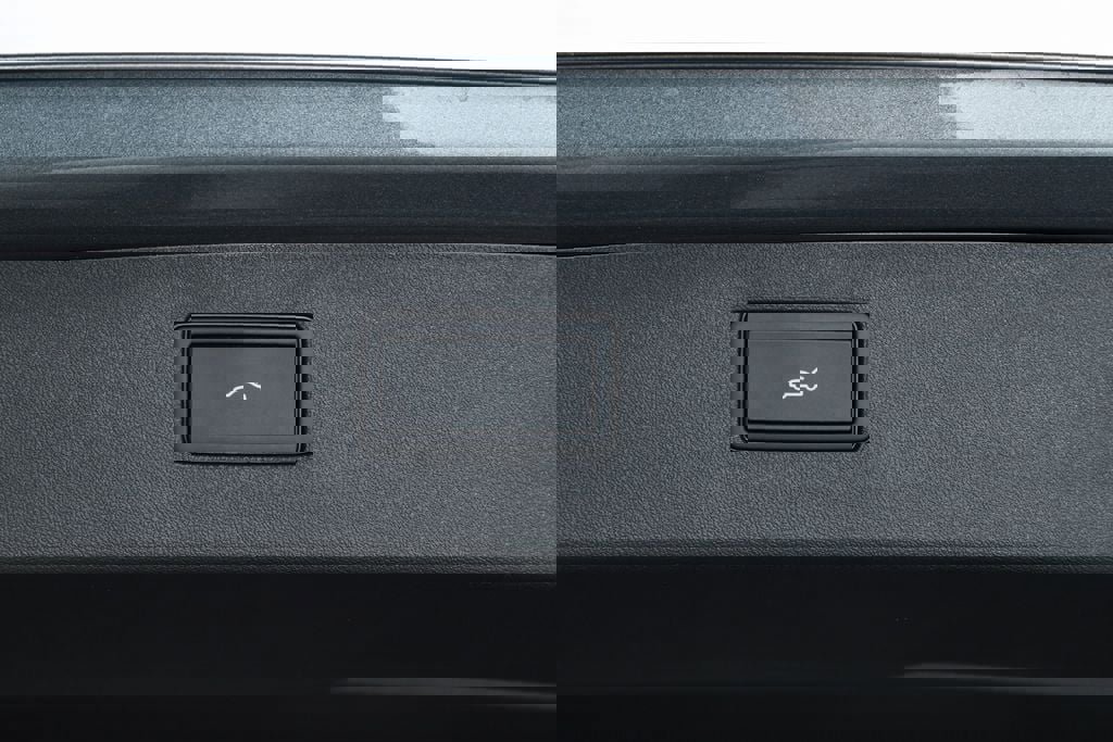 New 2026 Volkswagen Tiguan SE R-Line image 30