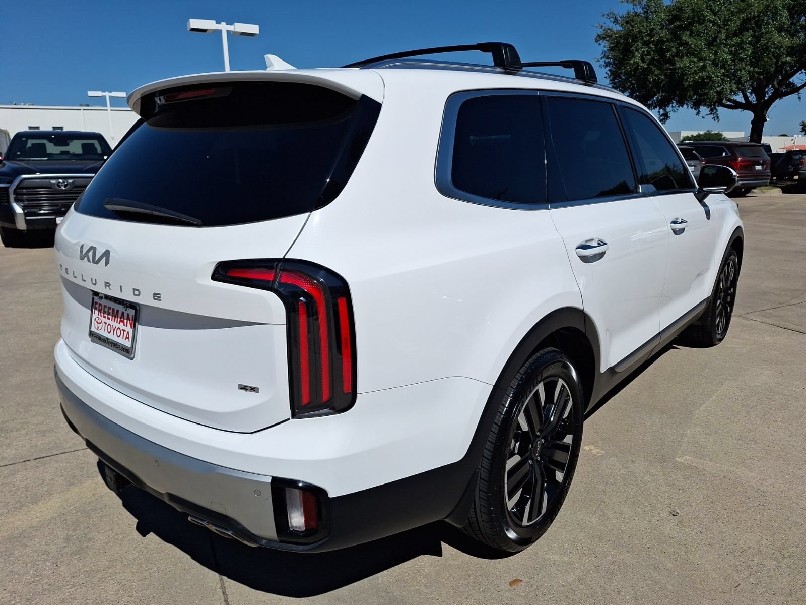 Used 2024 Kia Telluride SX Prestige AWD/4WD image 6