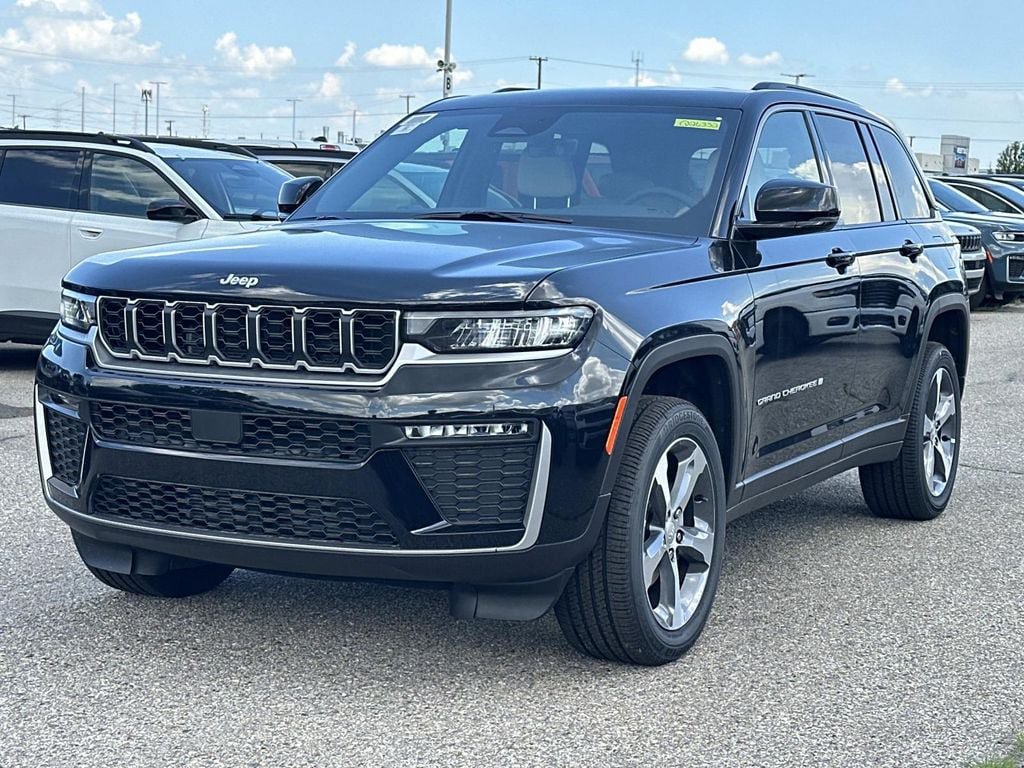 New 2026 Jeep Grand Cherokee Limited AWD/4WD image 6