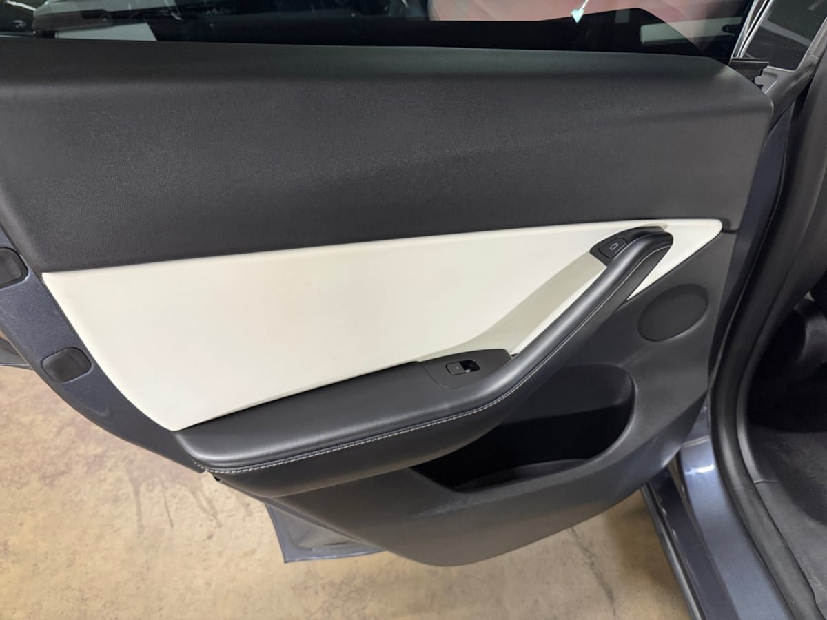Used 2021 Tesla Model Y Performance AWD/4WD image 24