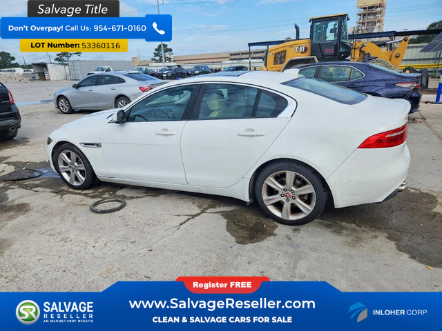 Used 2017 Jaguar XE Premium RWD image 3