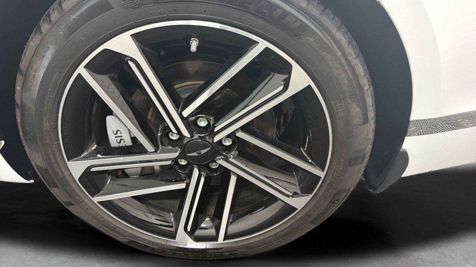Used 2025 Genesis G80 2.5T Advanced AWD/4WD image 24