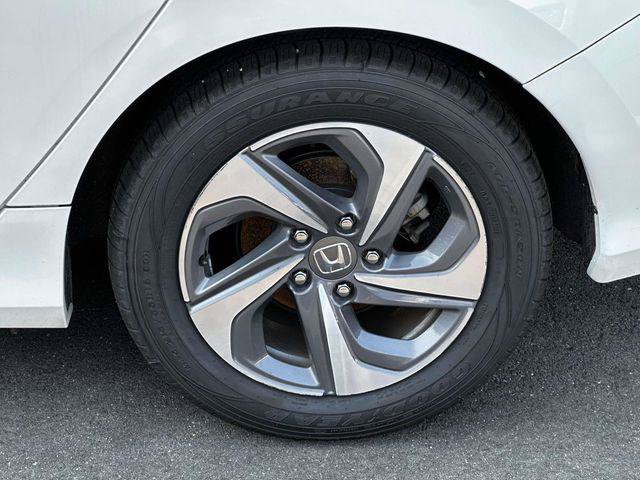 Used 2019 Honda Insight EX image 9