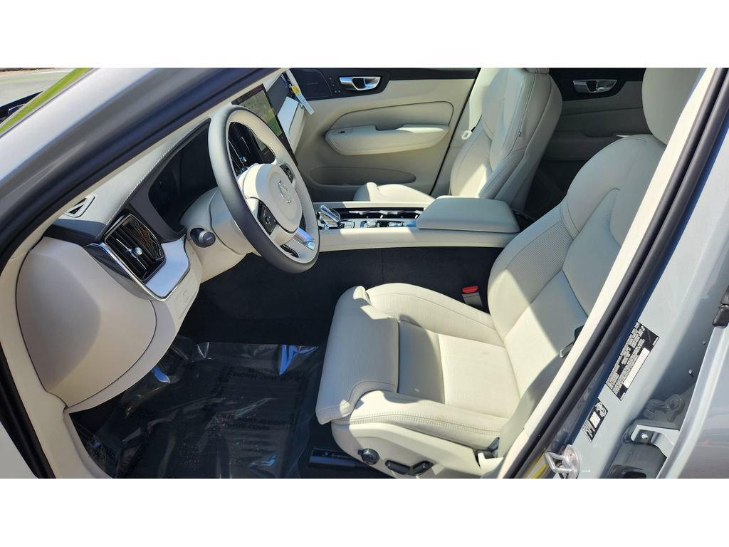 New 2026 Volvo XC60 B5 Ultra w/ Protection Package Premier image 9