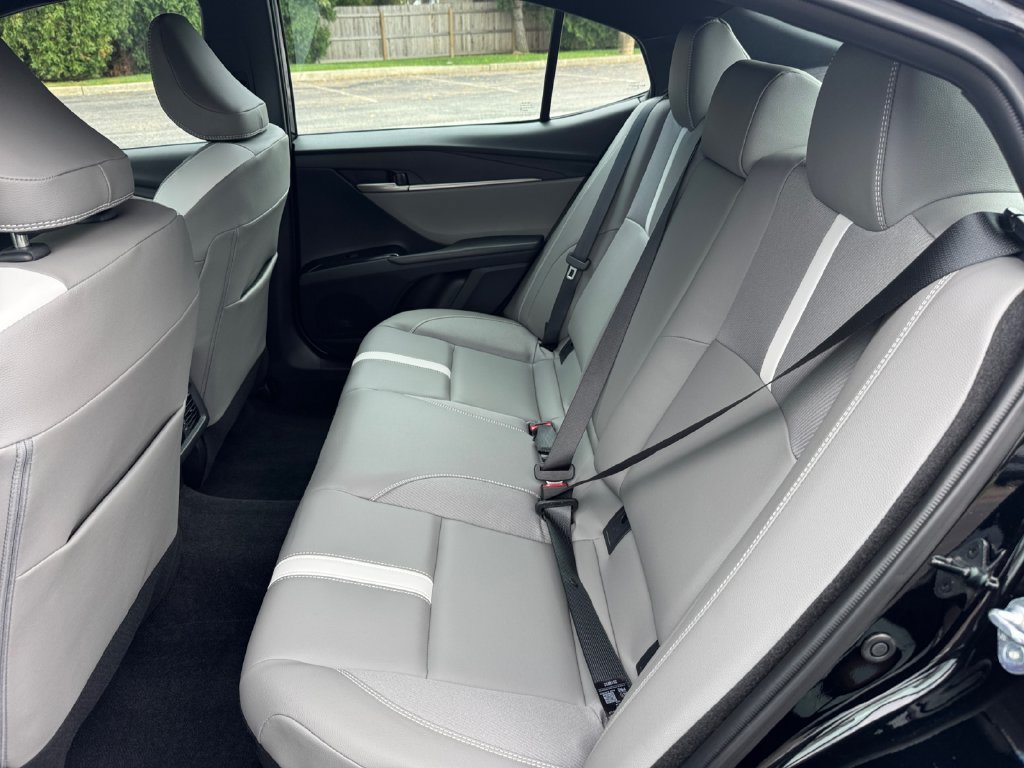 Used 2026 Toyota Camry SE w/ Convenience Package FWD image 19