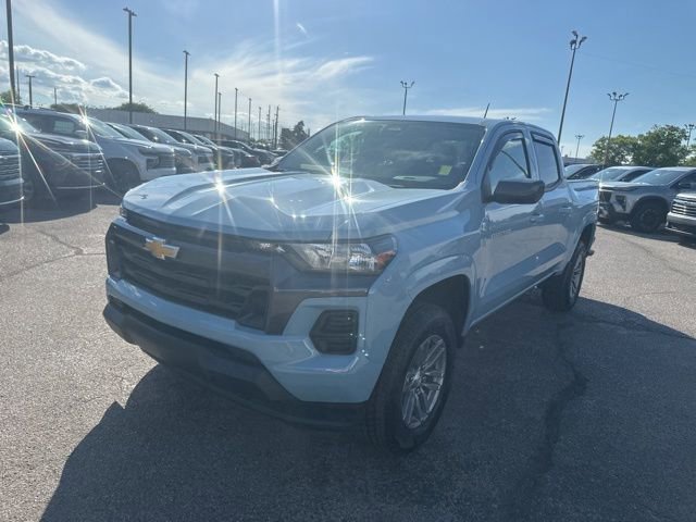 Used 2025 Chevrolet Colorado LT w/ Advanced Trailering Package AWD/4WD image 7