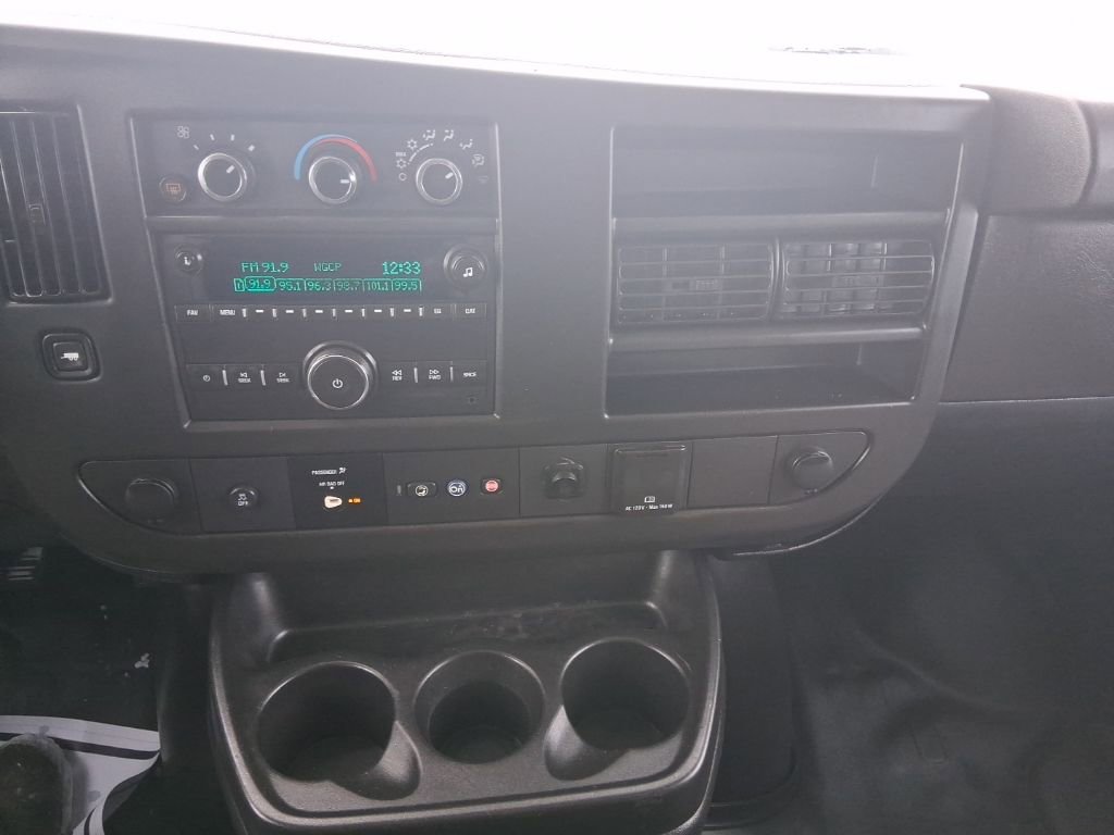 Used 2019 GMC Savana 2500 Work Van image 17
