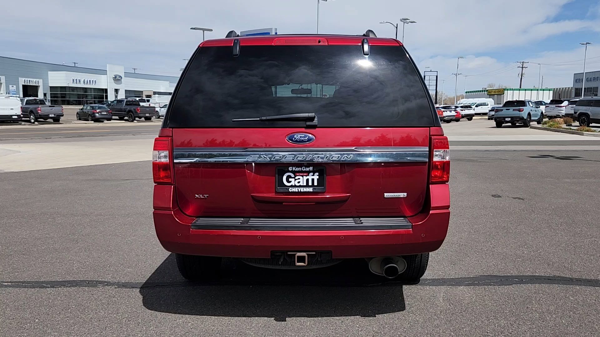 Used 2017 Ford Expedition XLT w/ Equipment Group 202A AWD/4WD image 20