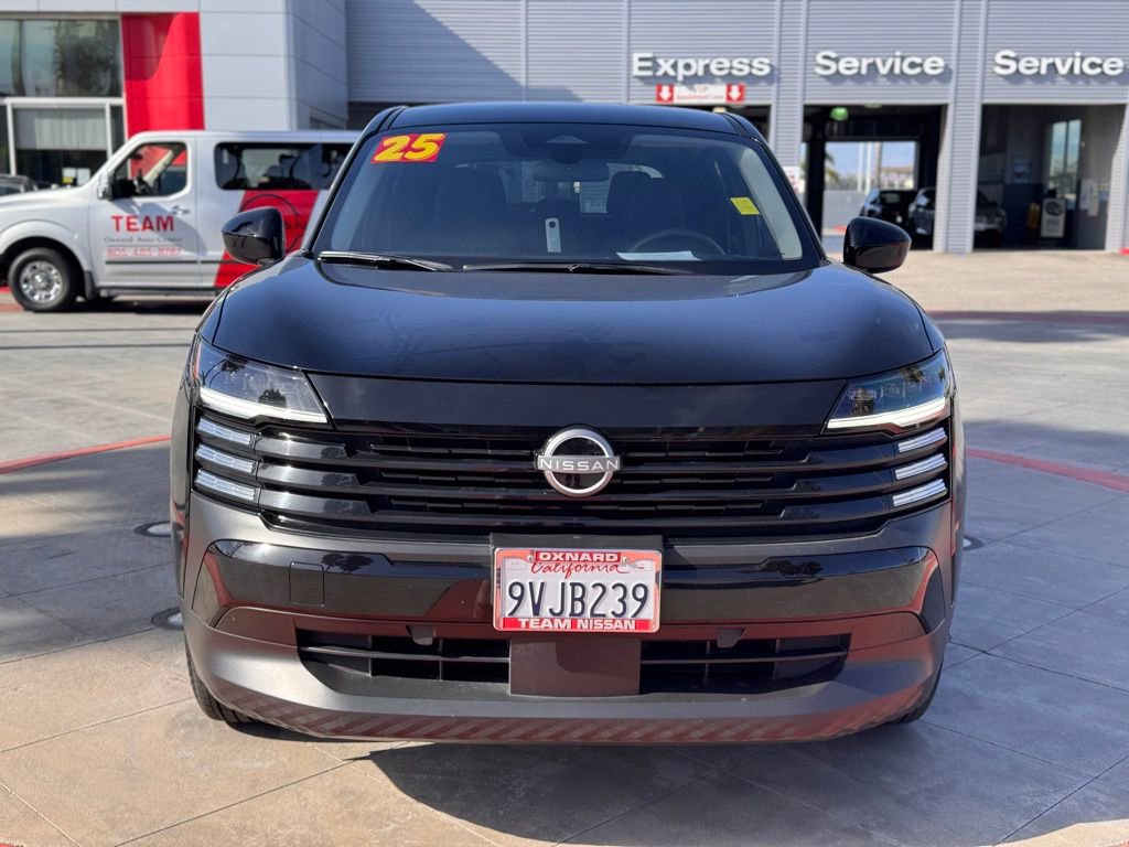 Certified 2025 Nissan Kicks SV FWD image 3