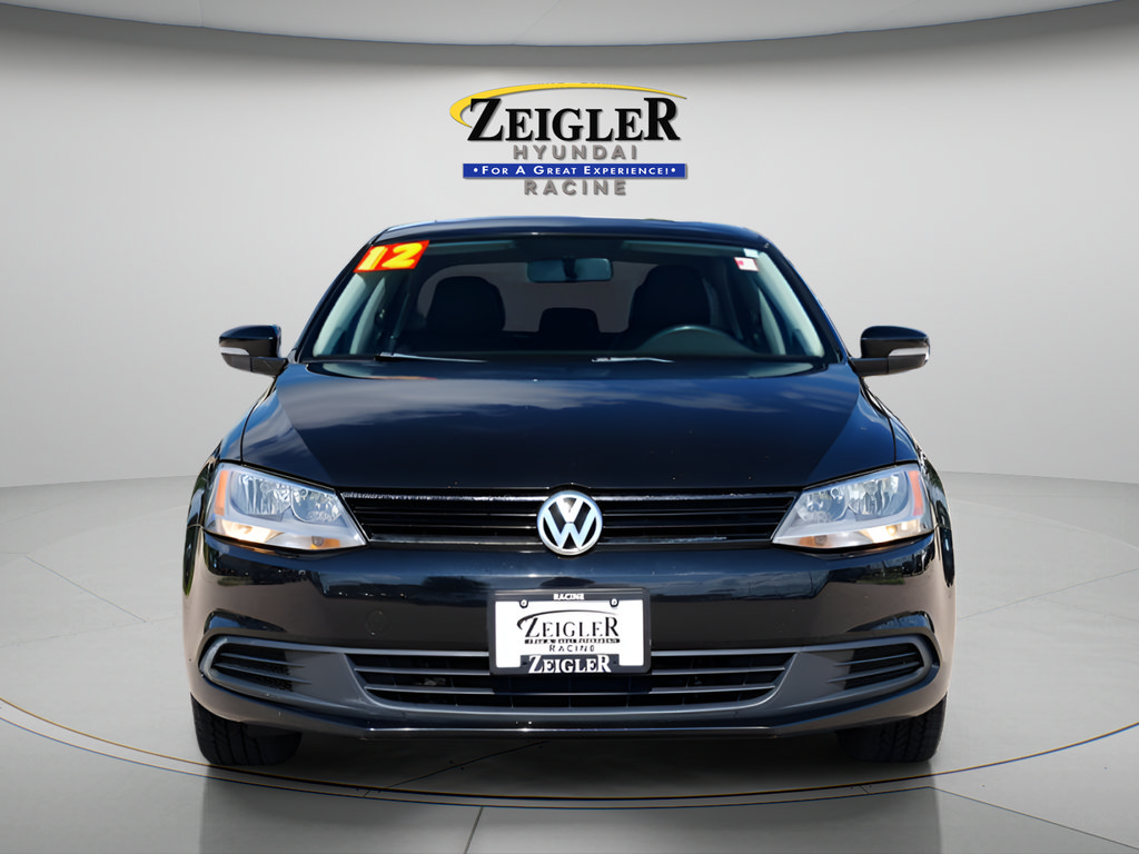 Used 2012 Volkswagen Jetta SE FWD image 2