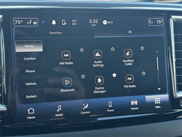 Certified 2024 Chrysler Pacifica Touring-L image 35