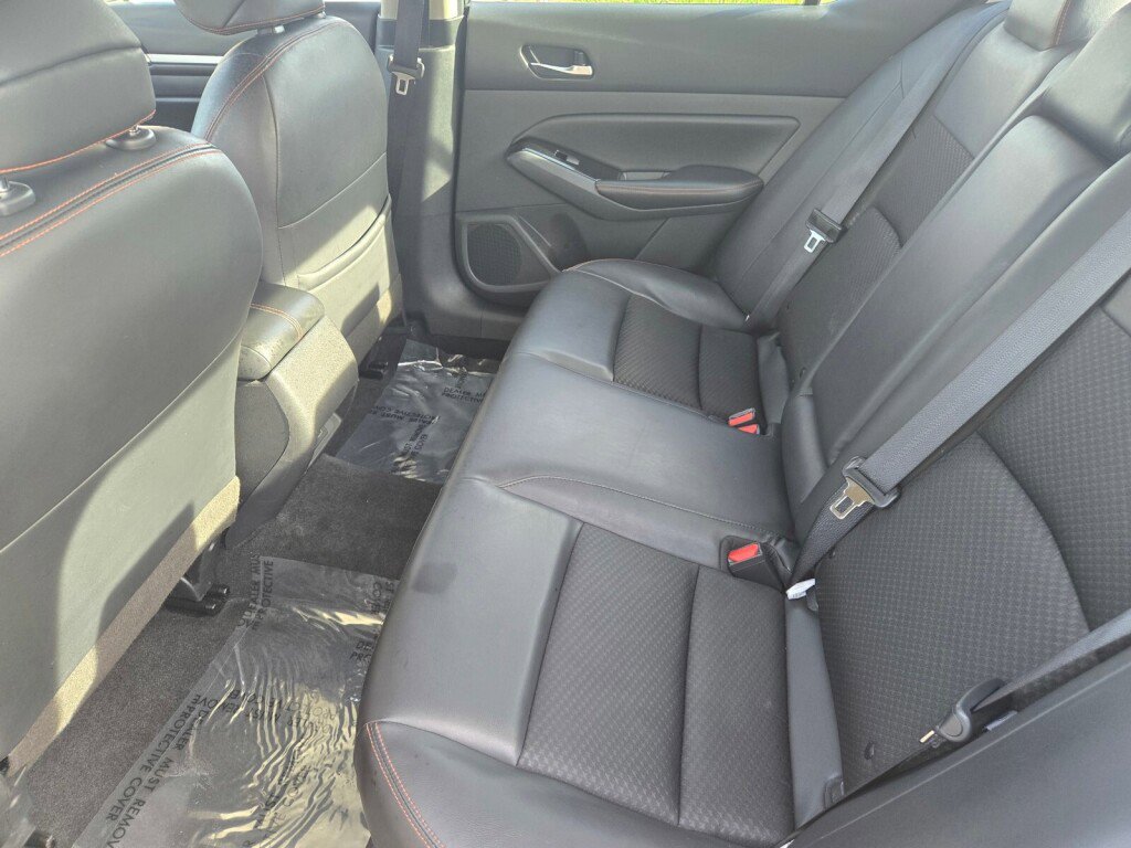 Used 2024 Nissan Altima 2.5 SR image 15