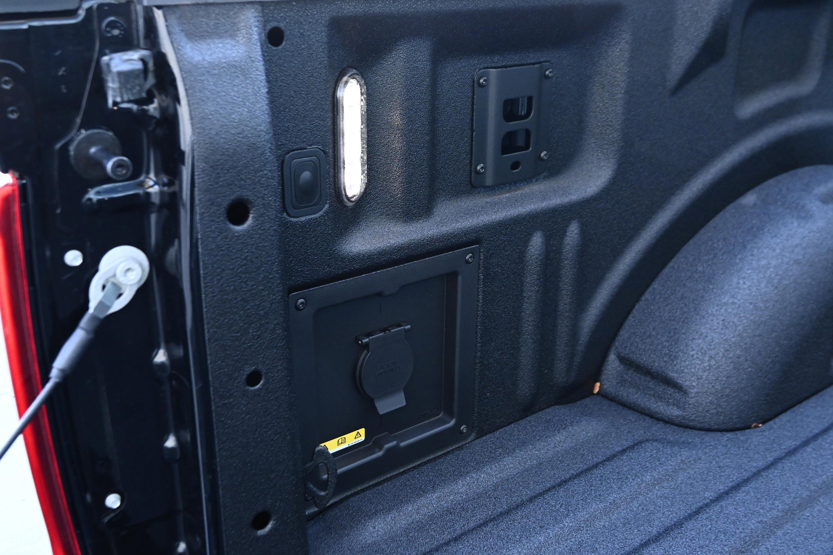 Used 2025 Ford F150 Raptor w/ Equipment Group 803A Raptor R image 57