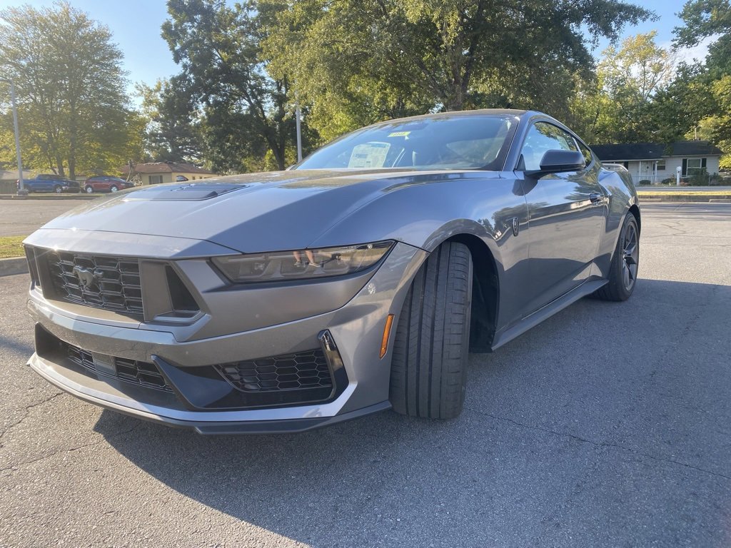 New 2025 Ford Mustang Dark Horse image 3