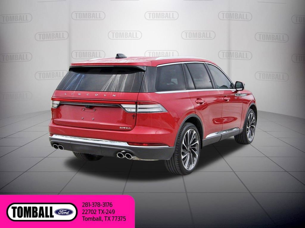 Used 2025 Lincoln Aviator Reserve w/ Equipment Group 201A AWD/4WD image 7