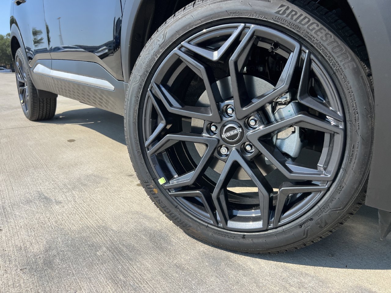 New 2027 Nissan Kicks SR AWD/4WD image 6