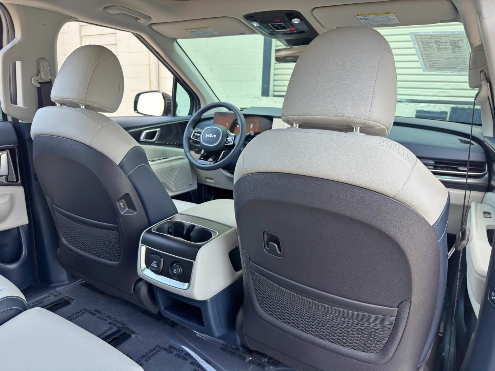 Used 2025 Kia Carnival SX Prestige FWD image 42