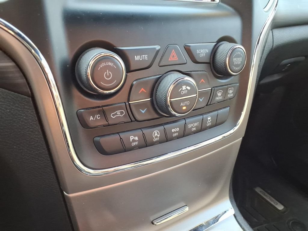 Certified 2021 Jeep Grand Cherokee Laredo AWD/4WD image 17