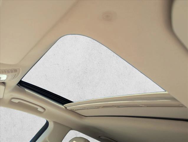 Used 2021 Mercedes-Benz GLE 350 4MATIC image 16