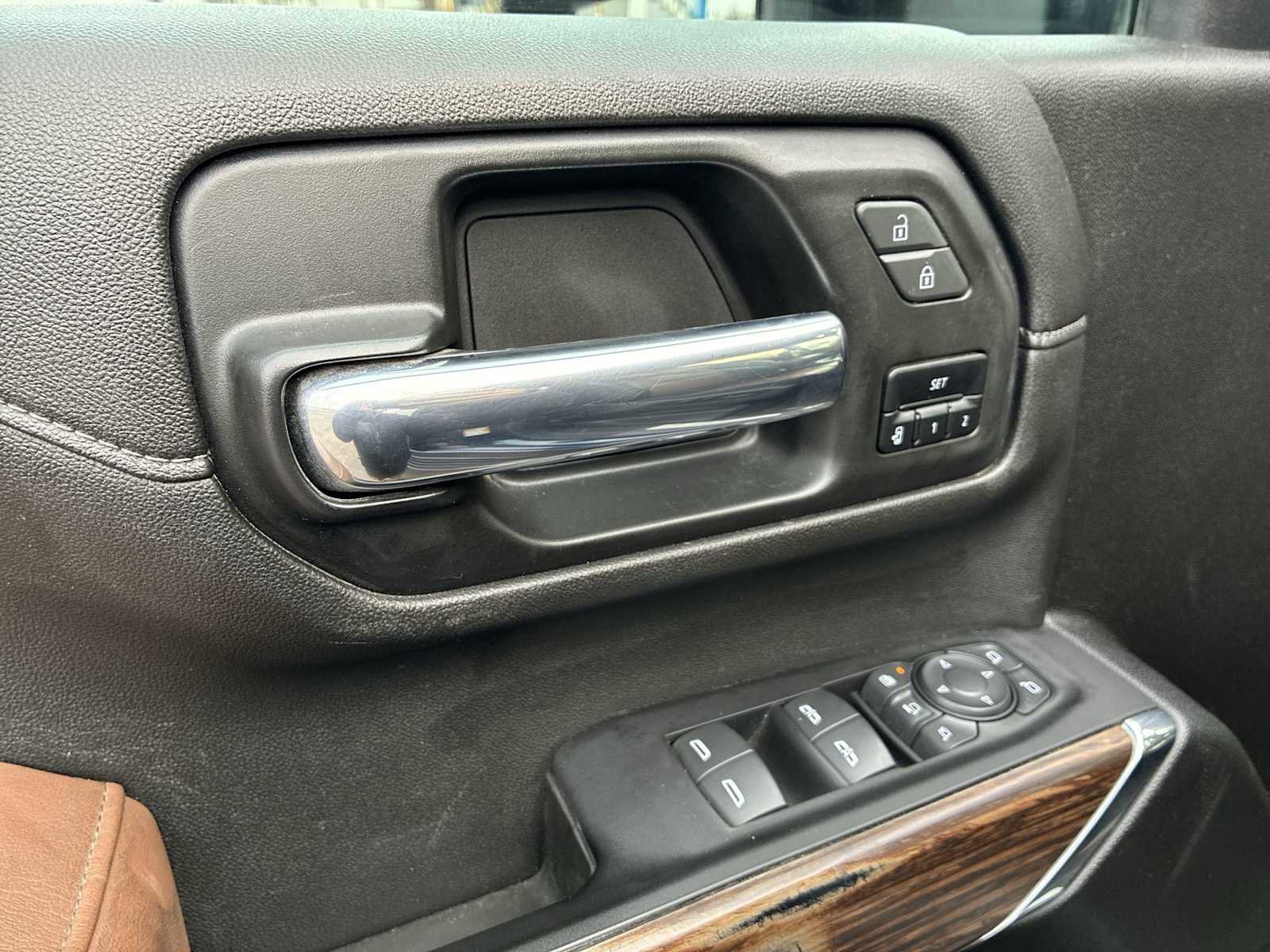 Used 2023 Chevrolet Silverado 2500 High Country w/ Z71 Off-Road Package image 24