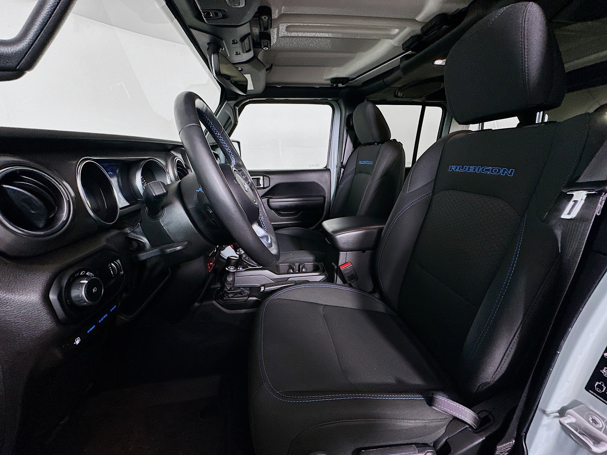 Used 2023 Jeep Wrangler Unlimited Rubicon 4xe w/ Cold Weather Group image 13