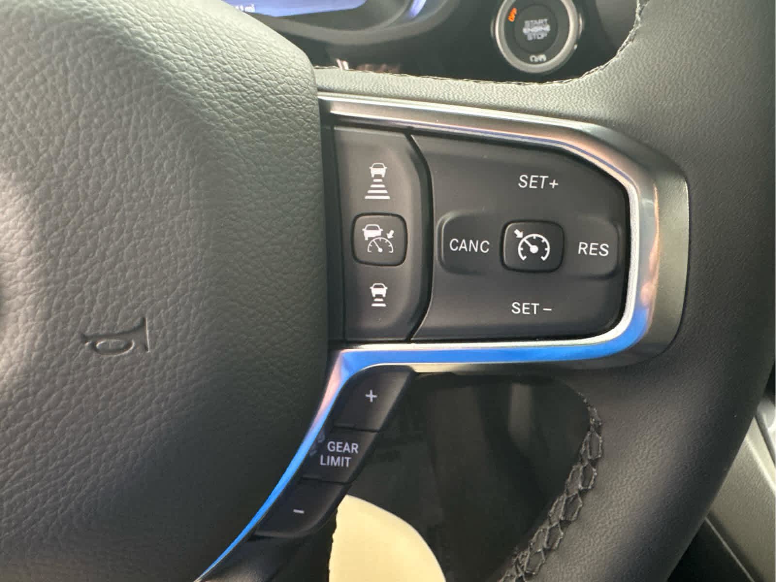 New 2026 RAM 1500 Laramie AWD/4WD image 15