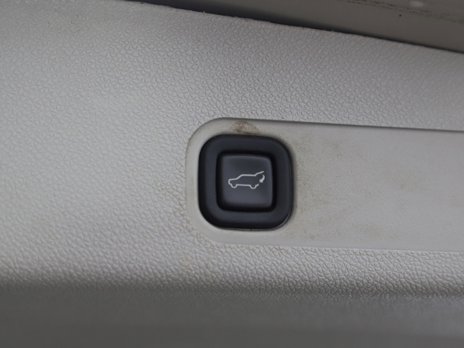 Used 2013 Chevrolet Tahoe LT w/ Luxury Package image 21