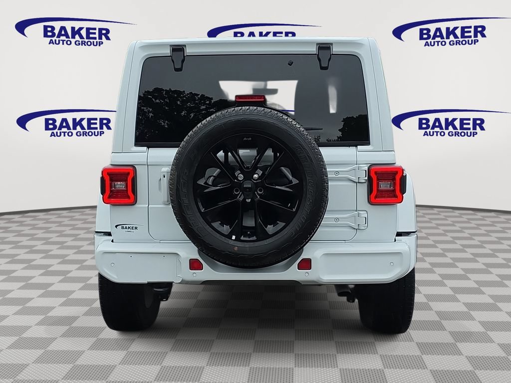 Used 2021 Jeep Wrangler Unlimited Sahara AWD/4WD image 6