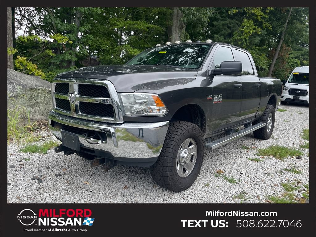Used 2018 RAM 2500 ST AWD/4WD image 2