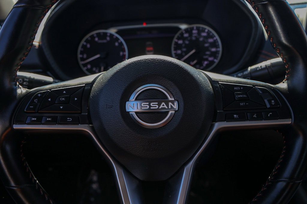 Used 2025 Nissan Sentra SR FWD image 25