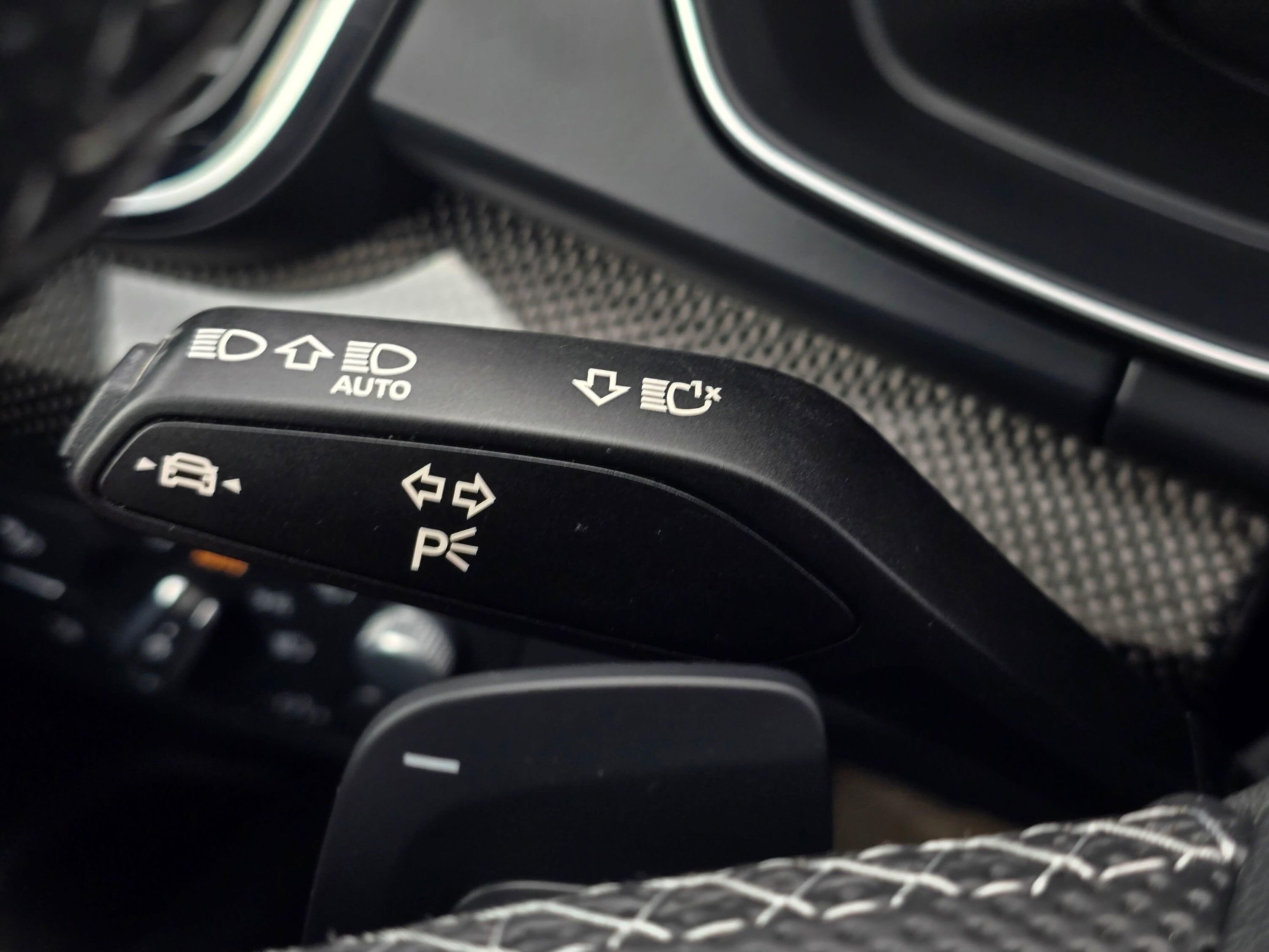 Used 2023 Audi SQ5 Prestige w/ Prestige Package image 42