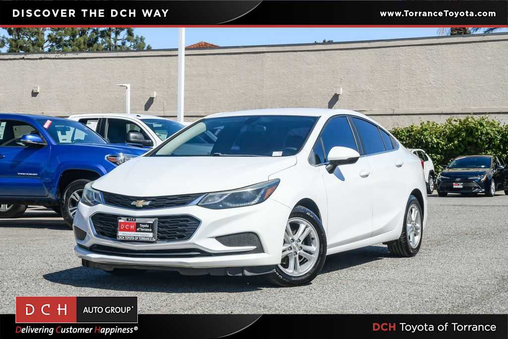 Used 2018 Chevrolet Cruze LT